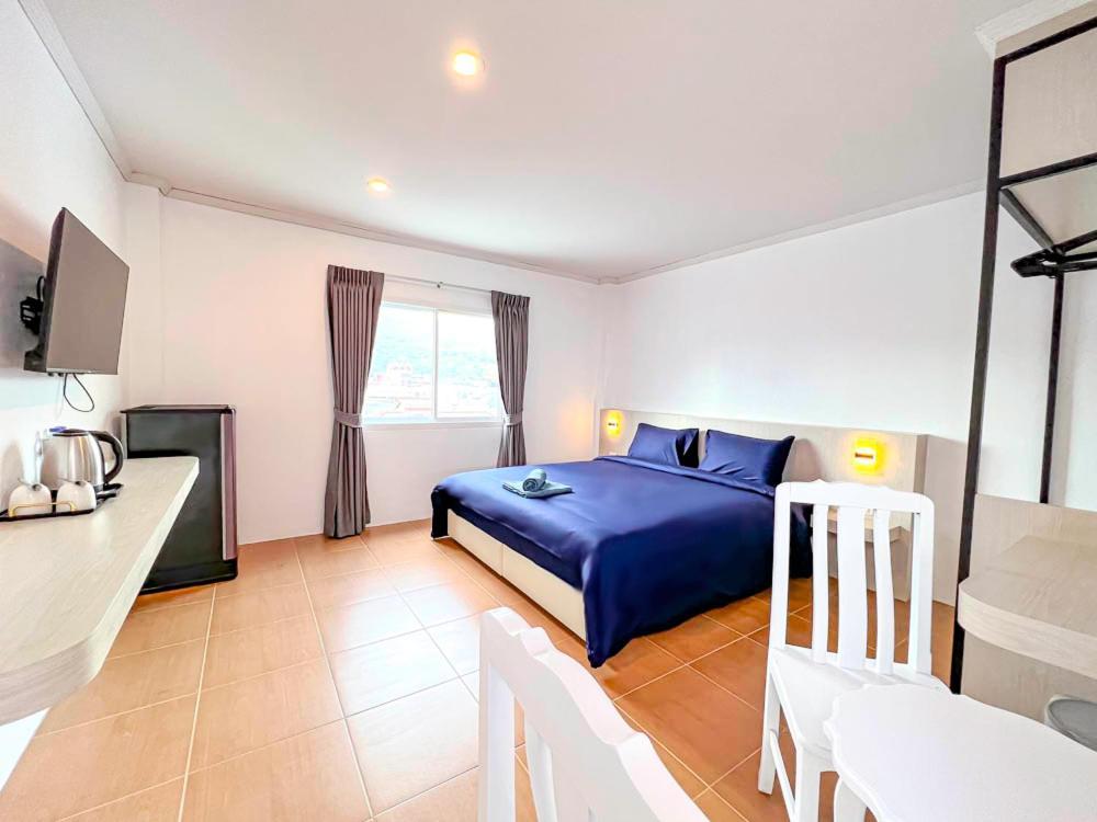 88 House Patong Hotell Eksteriør bilde