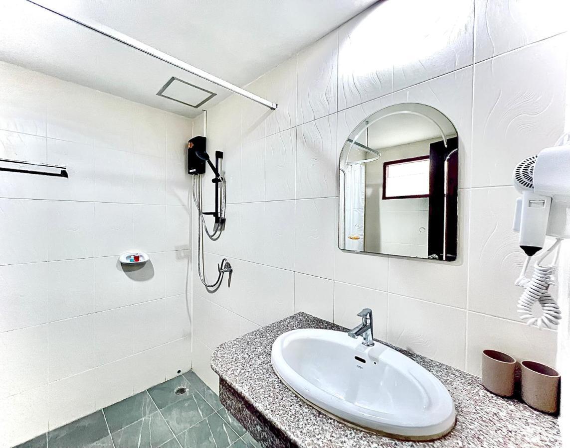 88 House Patong Hotell Eksteriør bilde