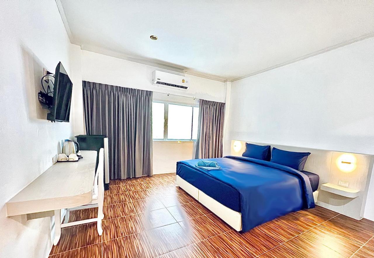 88 House Patong Hotell Eksteriør bilde