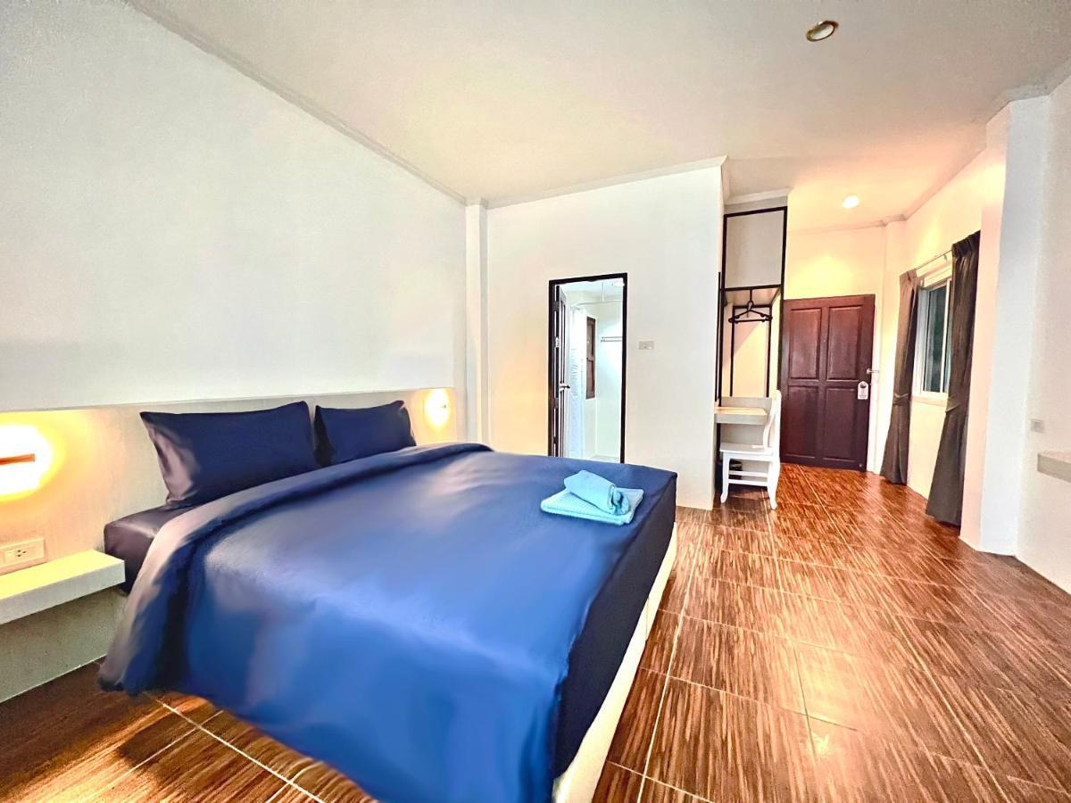 88 House Patong Hotell Eksteriør bilde